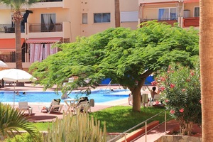 01 Swimming pool