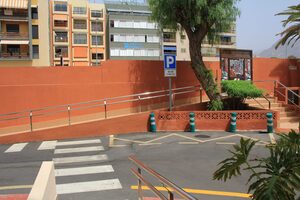 14 Rampa per disabili